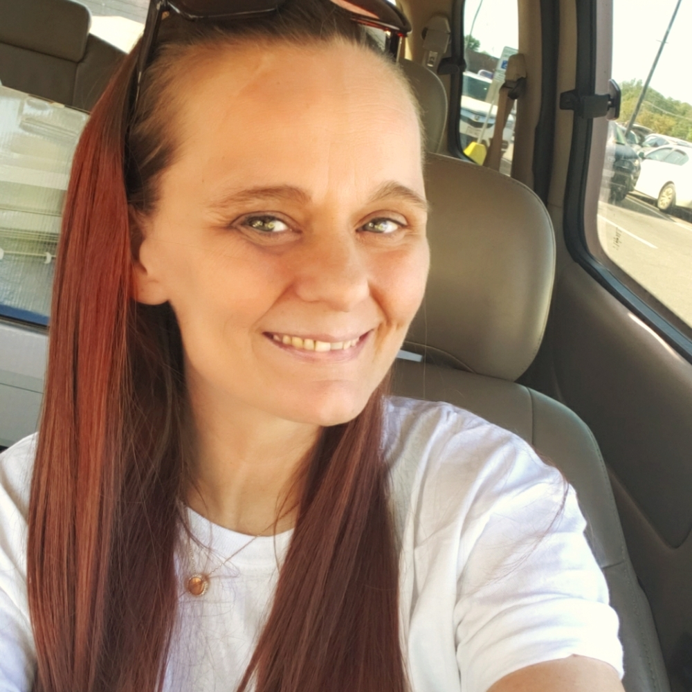 Meet your Posher, Angie